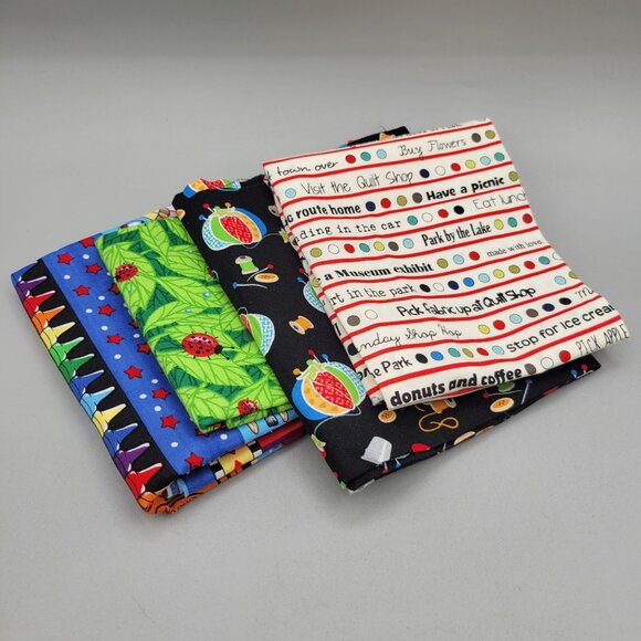 Fat Quarters Fabric Bundle of 4 Different Prints Quilting Crafts Sewing - Picture 1 of 2
